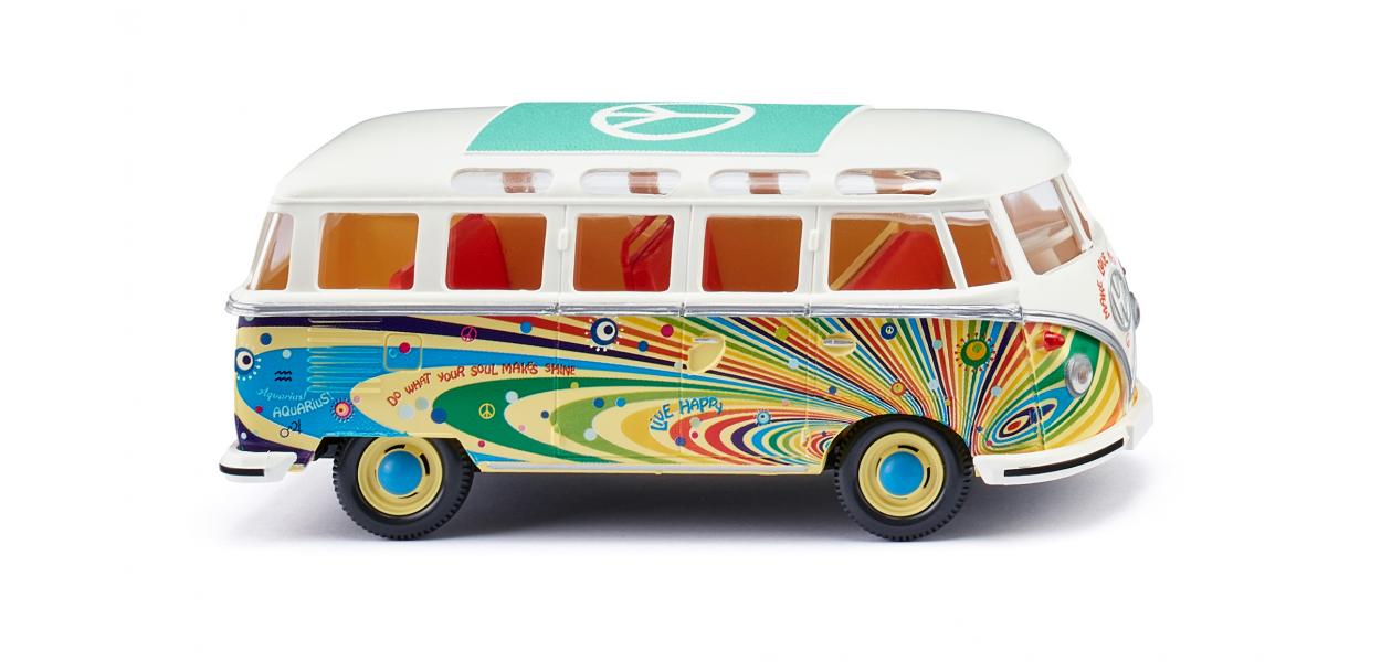 VW T1 Sambabus "Flower Power"