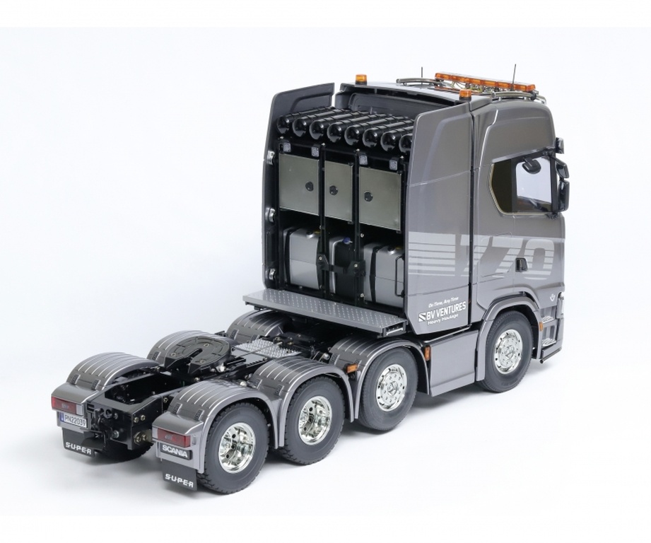 1:14 RC Scania 8x4/4 Gun Met.