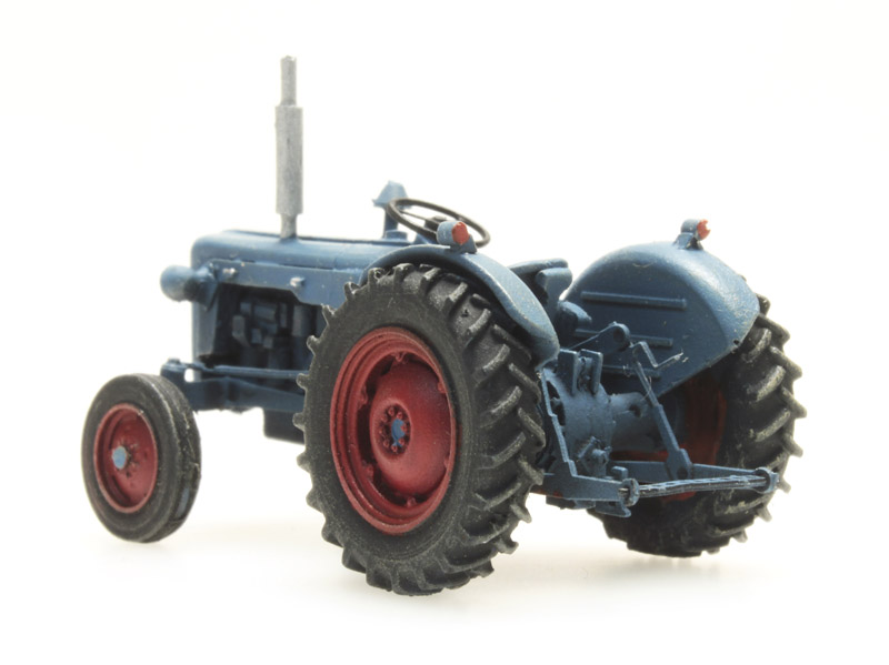 Traktor Ford Dexta blau - 1:87  Fertigmodell aus Resin, lackiert